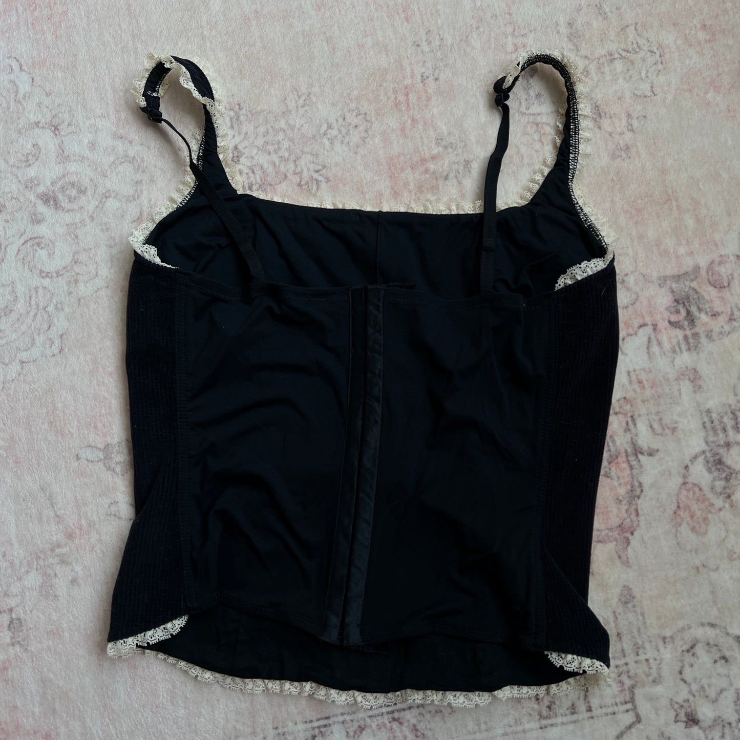 romantic dark coquette intimissimi bustier