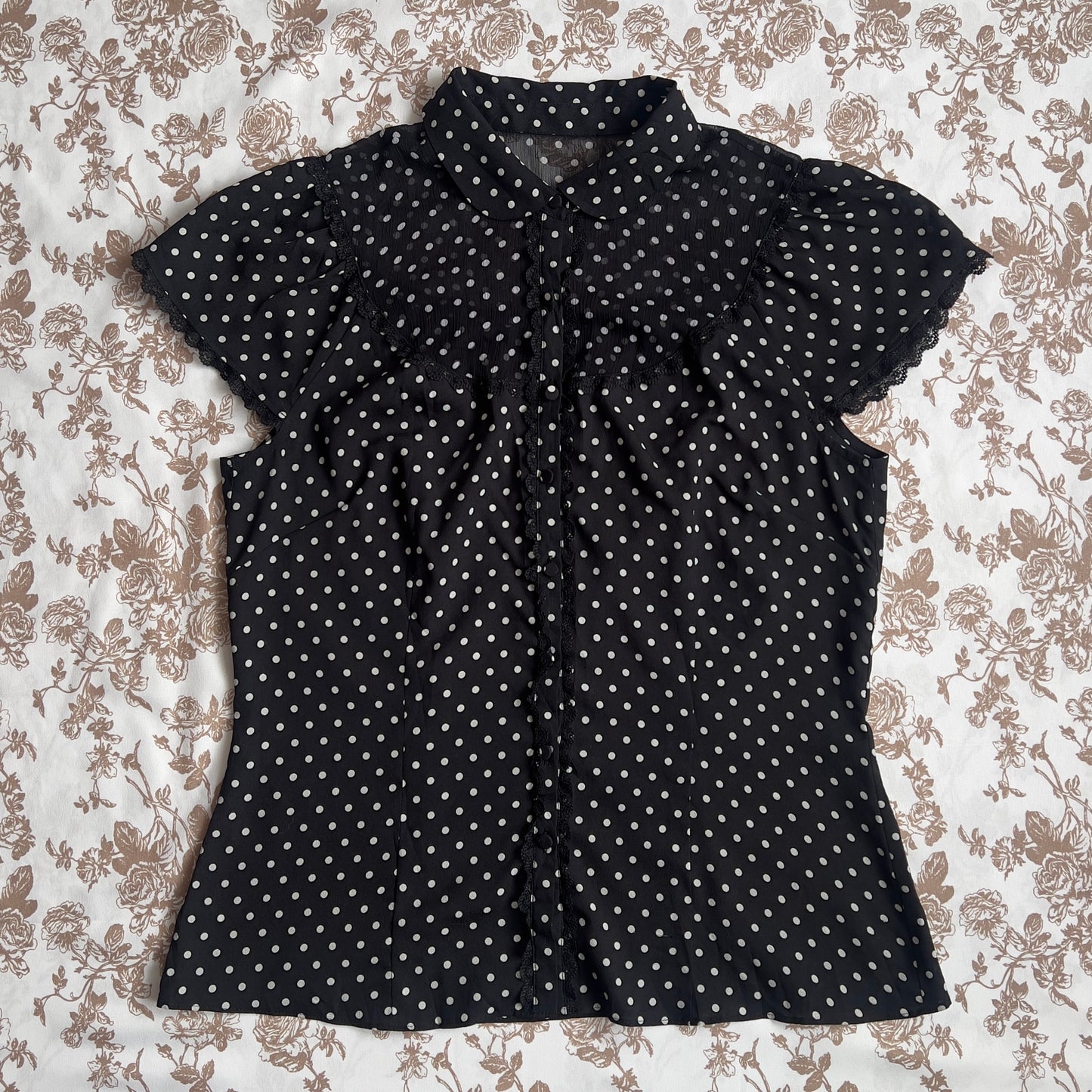 twee polka dot button up blouse