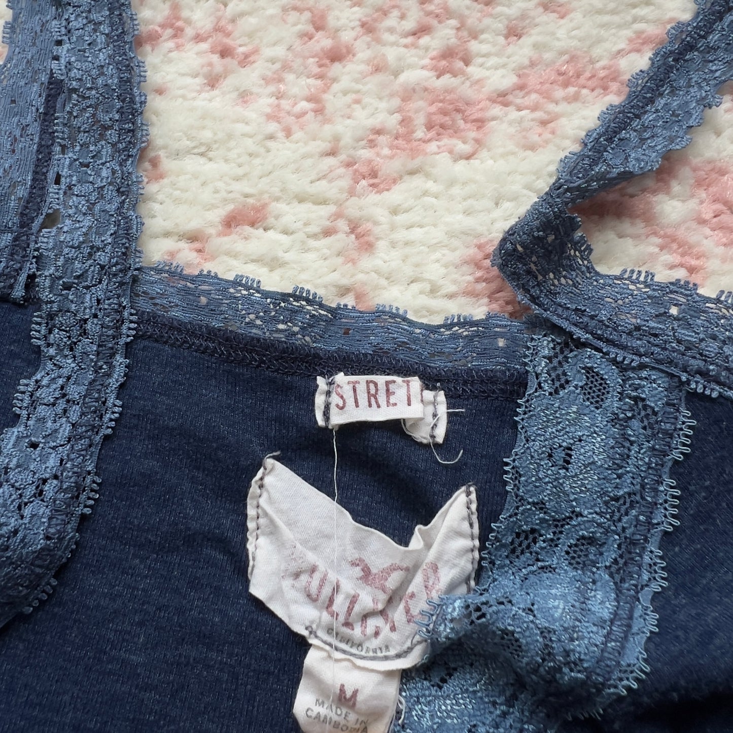 hollister blue lace trim cami