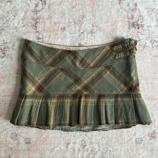 rare abercrombie green wool mini skirt ☘︎ 08