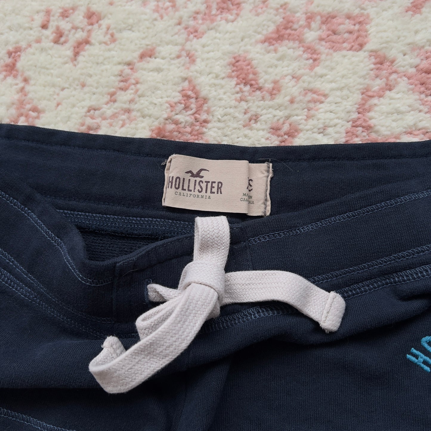 hollister navy blue mini shorts