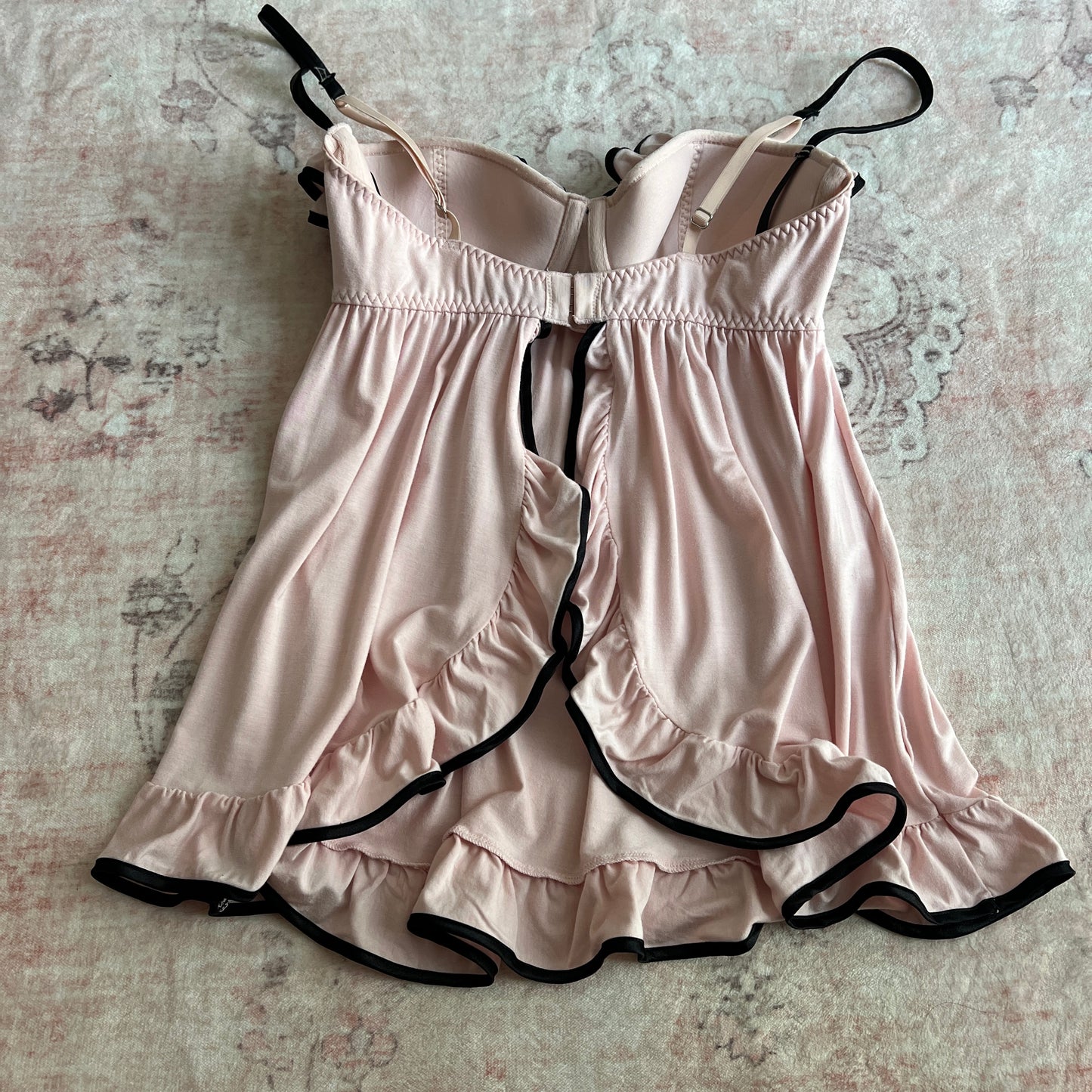 victoria’s secret pink ruffle babydoll set 𐙚 36c