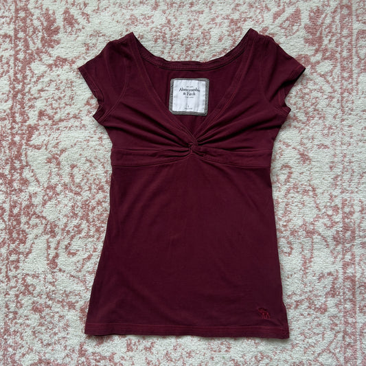 abercrombie & fitch maroon babydoll fitted top